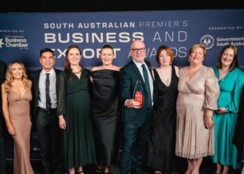Flinders wins SA Premier’s Business and Export Award for outstanding international success in the field of education and training
