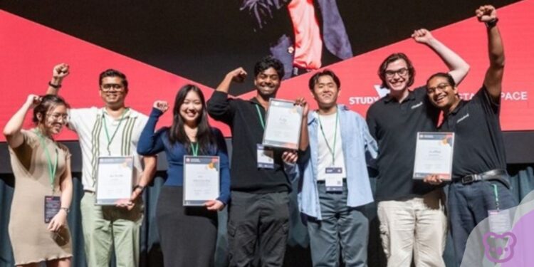 Winners of Study Melbourne Future Founders Pitch competition