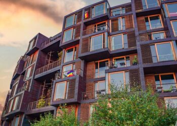 Debunking the Myth: International Students and Australia’s Rental Crisis – A Data-Driven Rebuttal